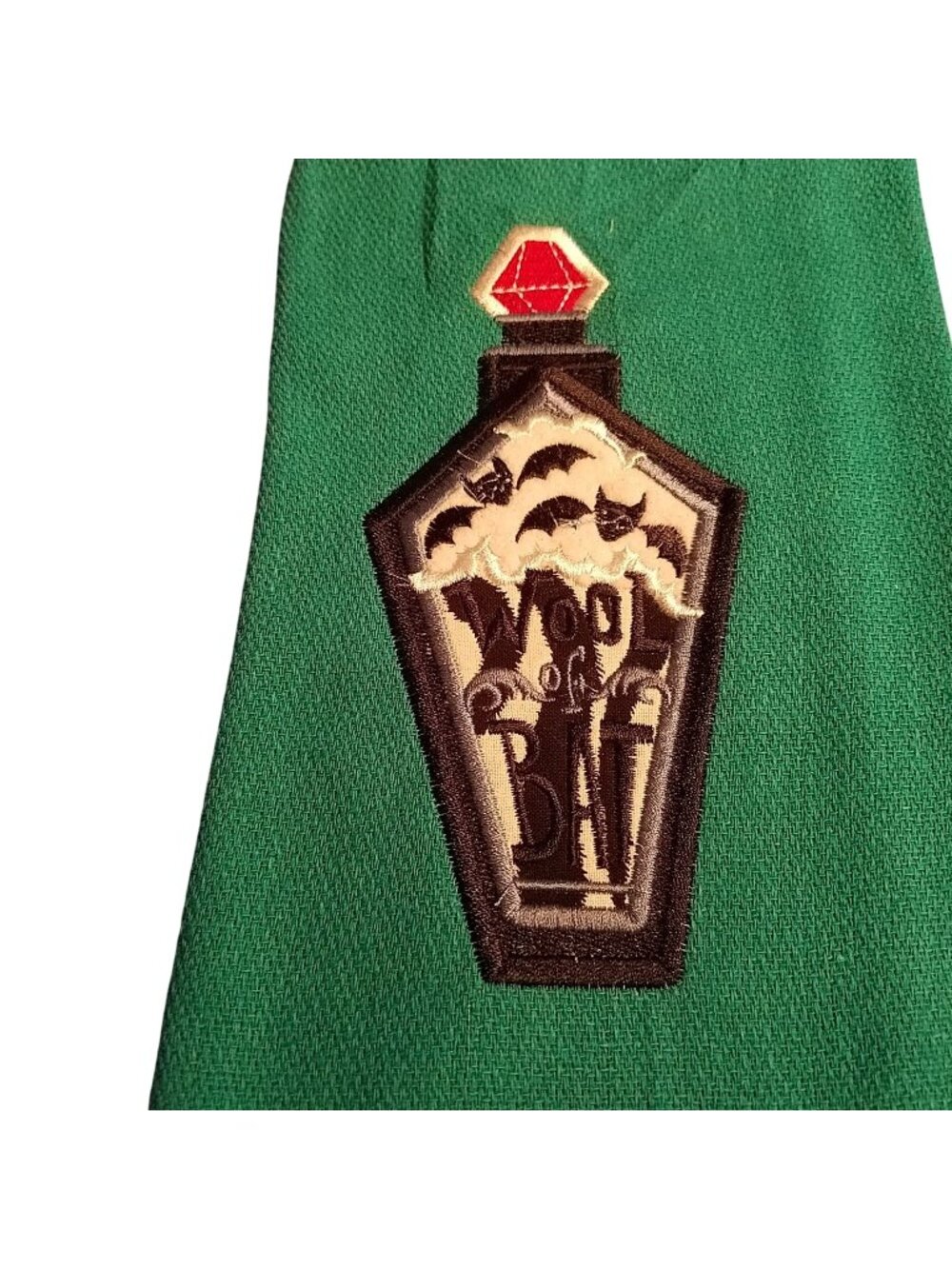 Kitchen Towels  Embroidered set of 2  Bats 1 White  1 Green 16" x 21"